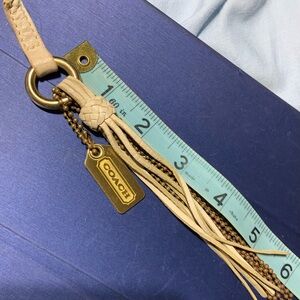 COACH LEATHER TASSEL GOLD TONE KEYFOB BAG CHARM KEYCHAIN HANGTAG